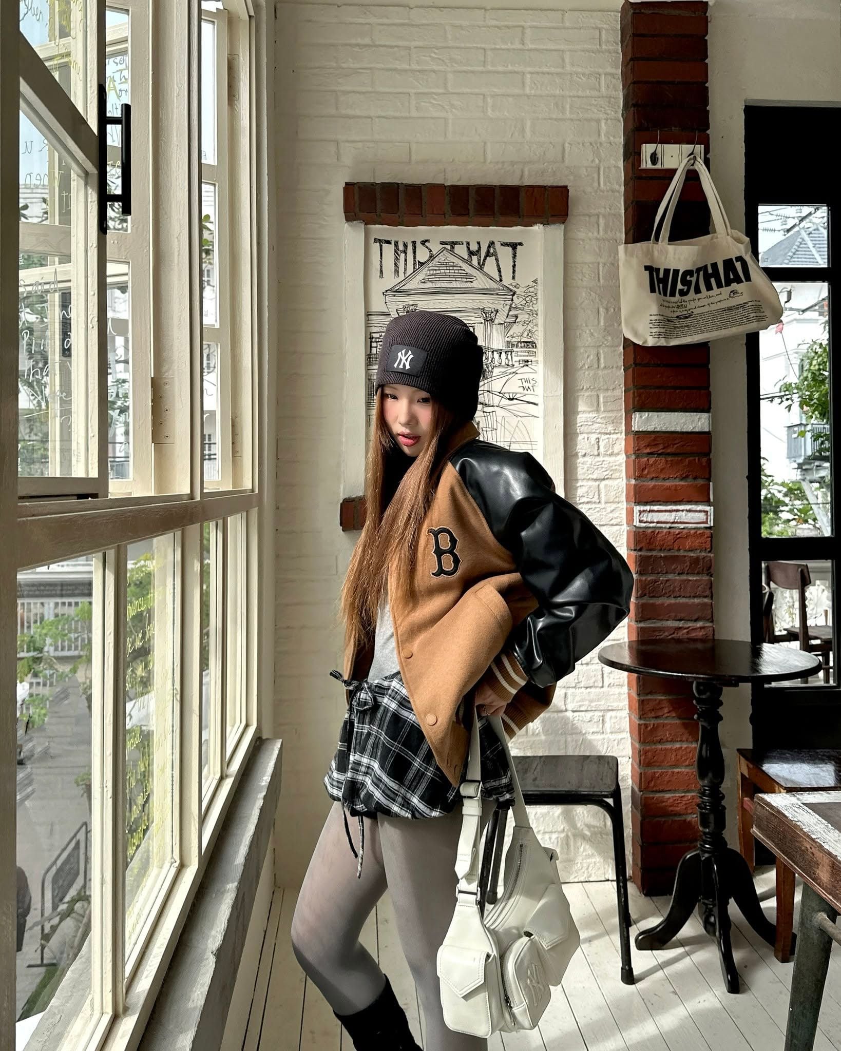  Áo Bomber MLB [Unisex] - Wool Biglux Varsity Jacket Boston - 3AJPM1146-43CAD 
