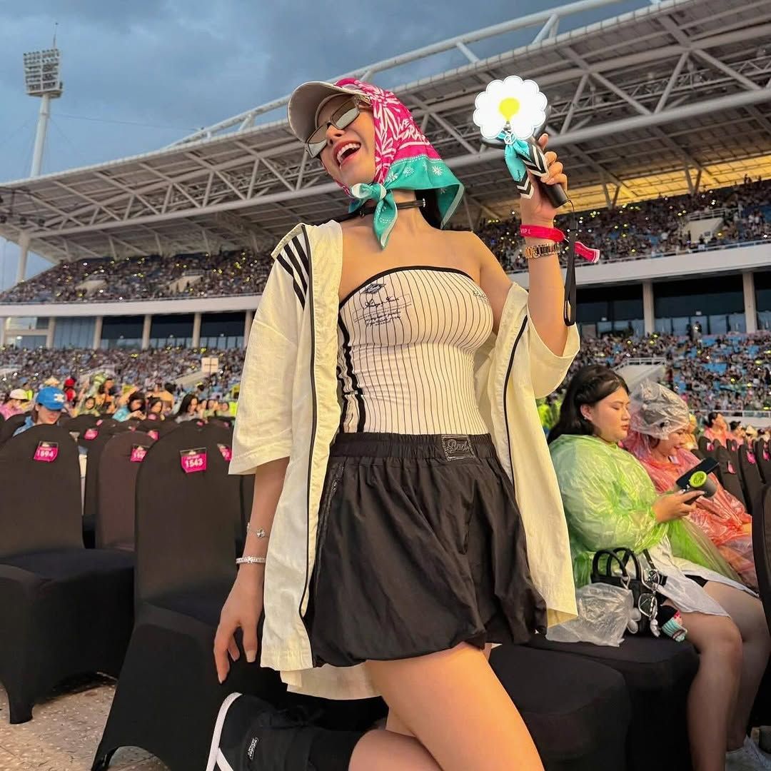  Áo Quây [Nữ] Badblood - [w-tnk25-032] Classic Logo Stripe Tube Top White 