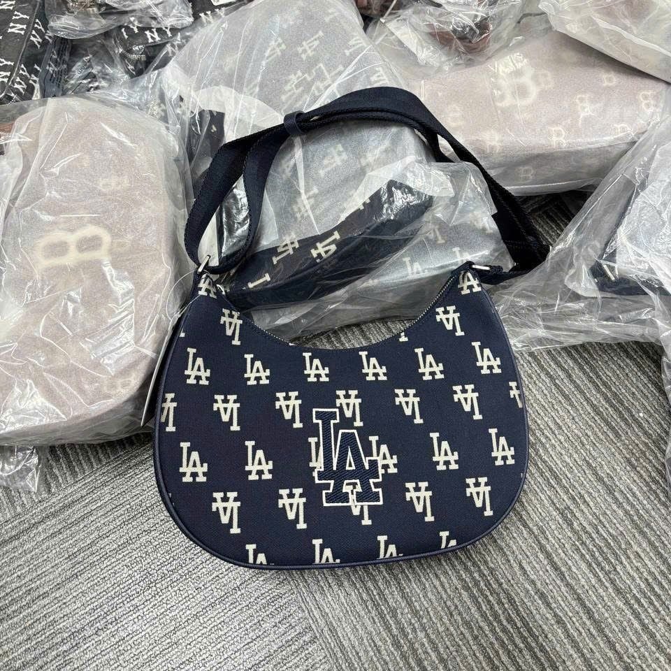  Túi Xách MLB Korea - Classic Monogram Jacquard Large Hobo Bag LA Navy - 3ABQL023N-07NYD 