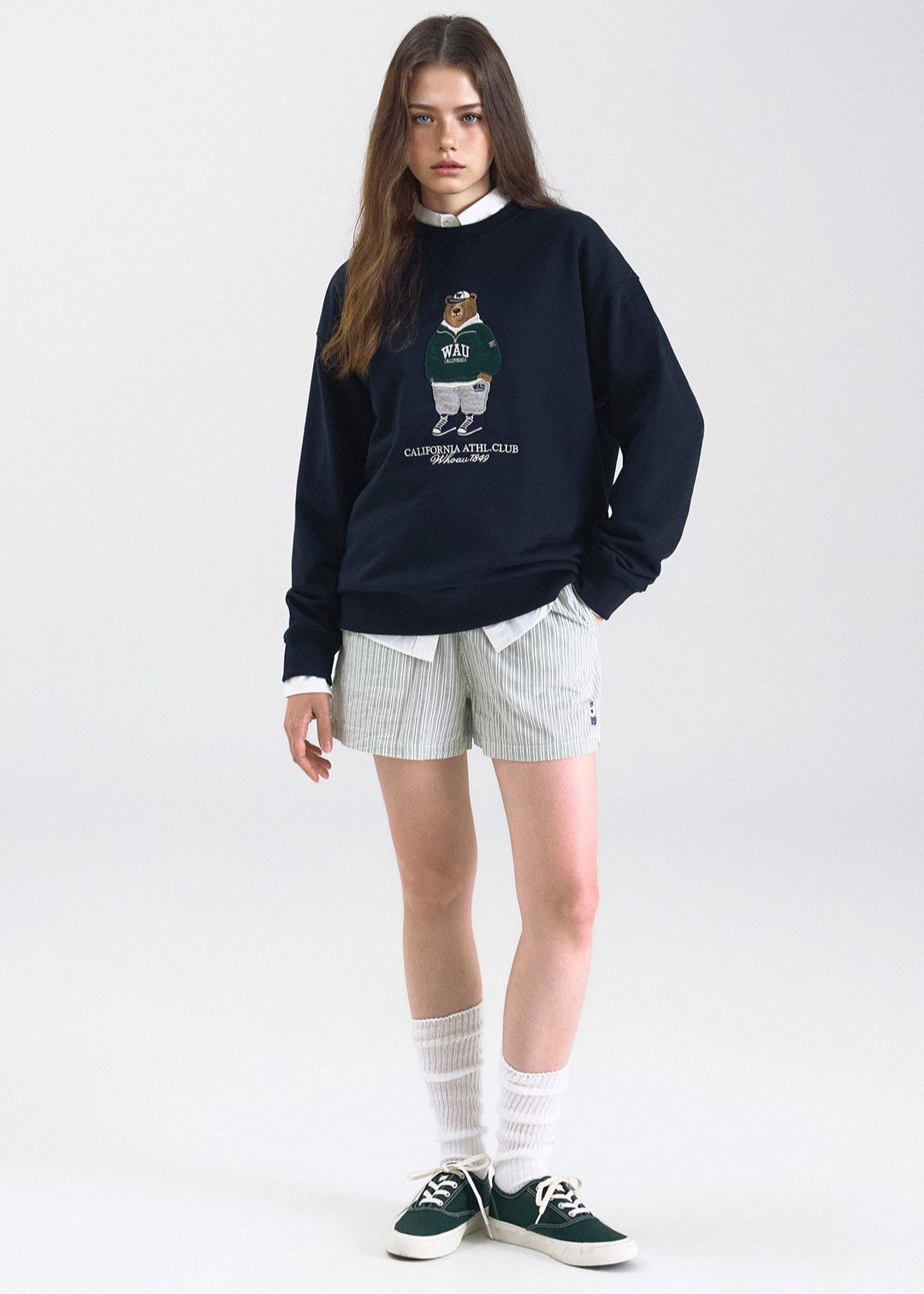  Áo Sweater WHOAU [Unisex] - Steve Patch Sweatshirt - WHMWF3922U 