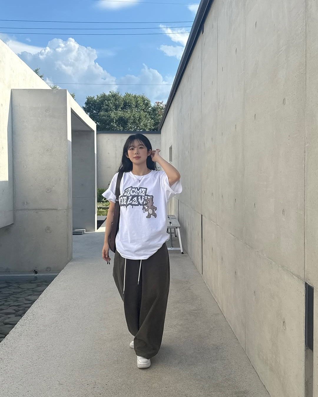  Áo thun [Unisex] ADLV - Acmé de la vie AC Bear Spray White 