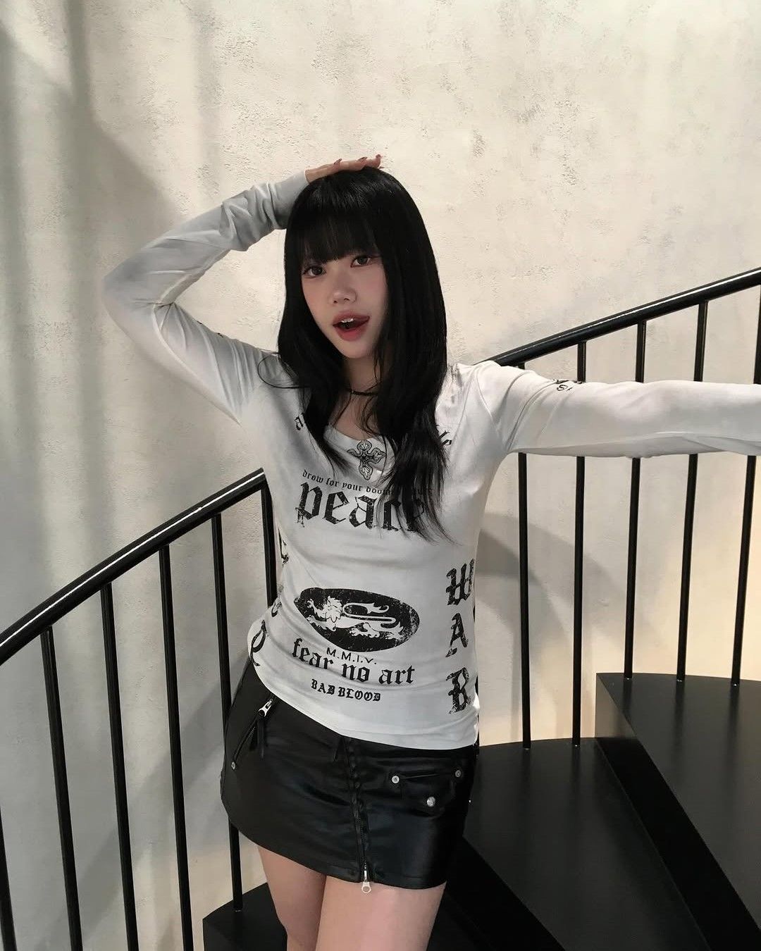  Áo Thun Dài Tay [Unisex] Badblood - [w-tee25-146] PEACE NOT WAR Dusty White 