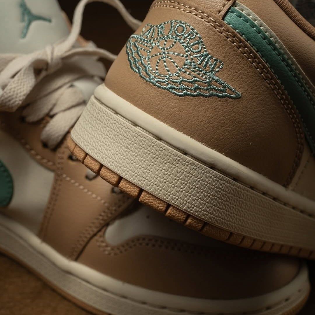 Giày Nike - Air Jordan 1 Low Light Brown DC0774-130 