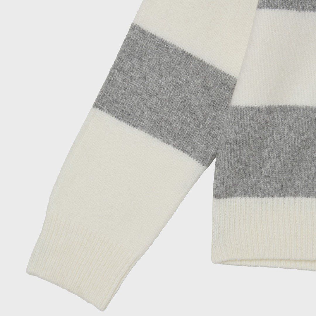  Áo Sweater Whoau Bokashi Stripe Collar Pullover Ivory - WHKAF4T32F 