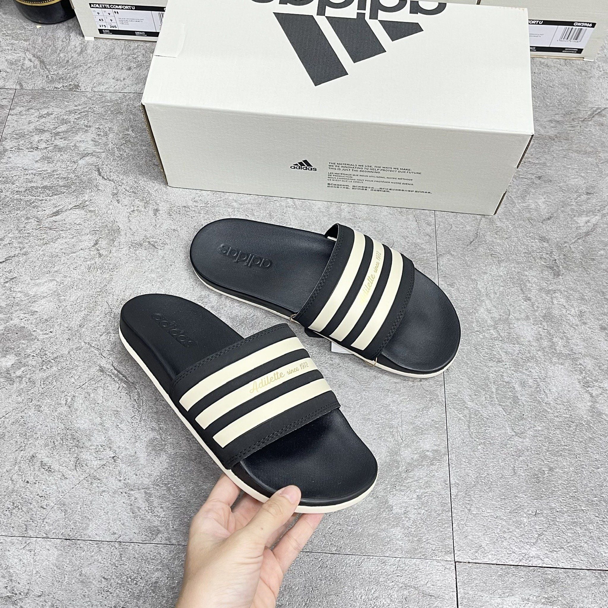  Dép Adidas Adilette - Comfort Slides Core - GW5966 