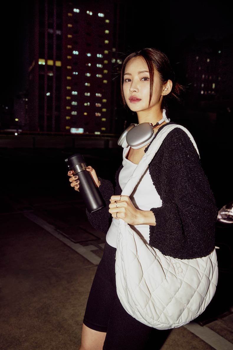  Túi Xách MLB Korea - Padding Quilted Large Hobo Bag - 3ABQL0936-43CRP 