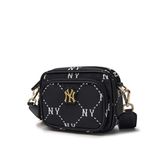  Túi MLB Diamond Monogram Camera Bag New York Yankees Black - 7ACRMD45N-50BKS 