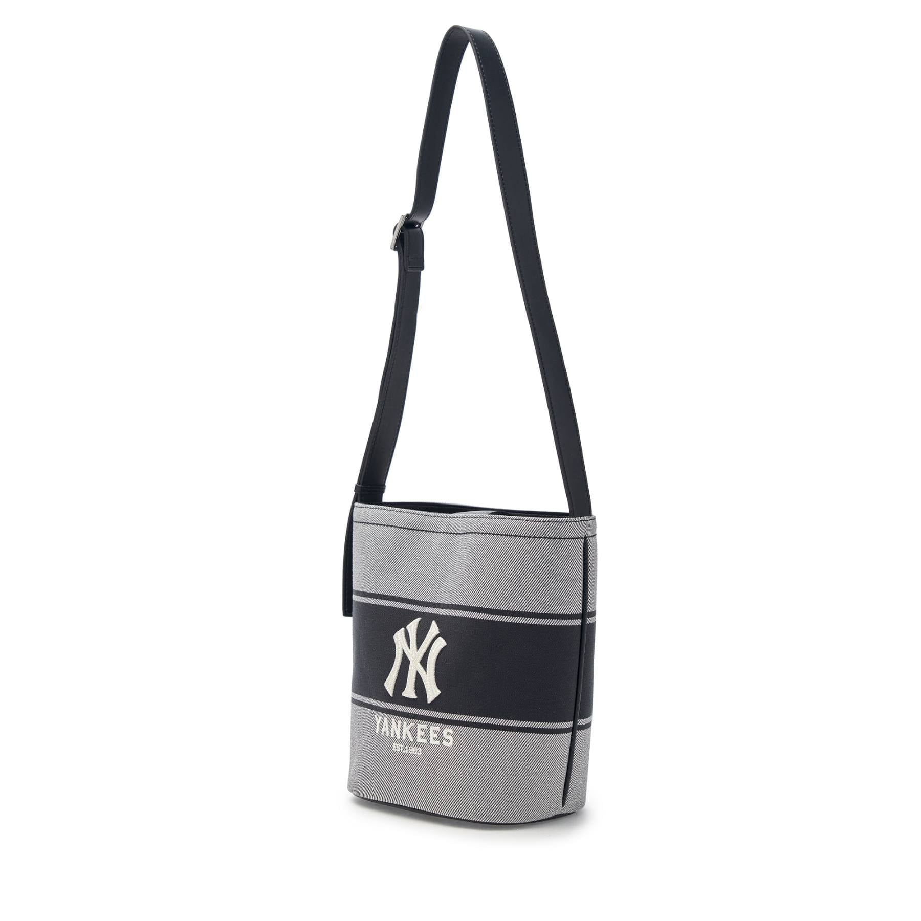  Túi Xách MLB - Varsity Lettering Canvas Bucket Bag NY Yankees - 3ABMB015N-50BKS 