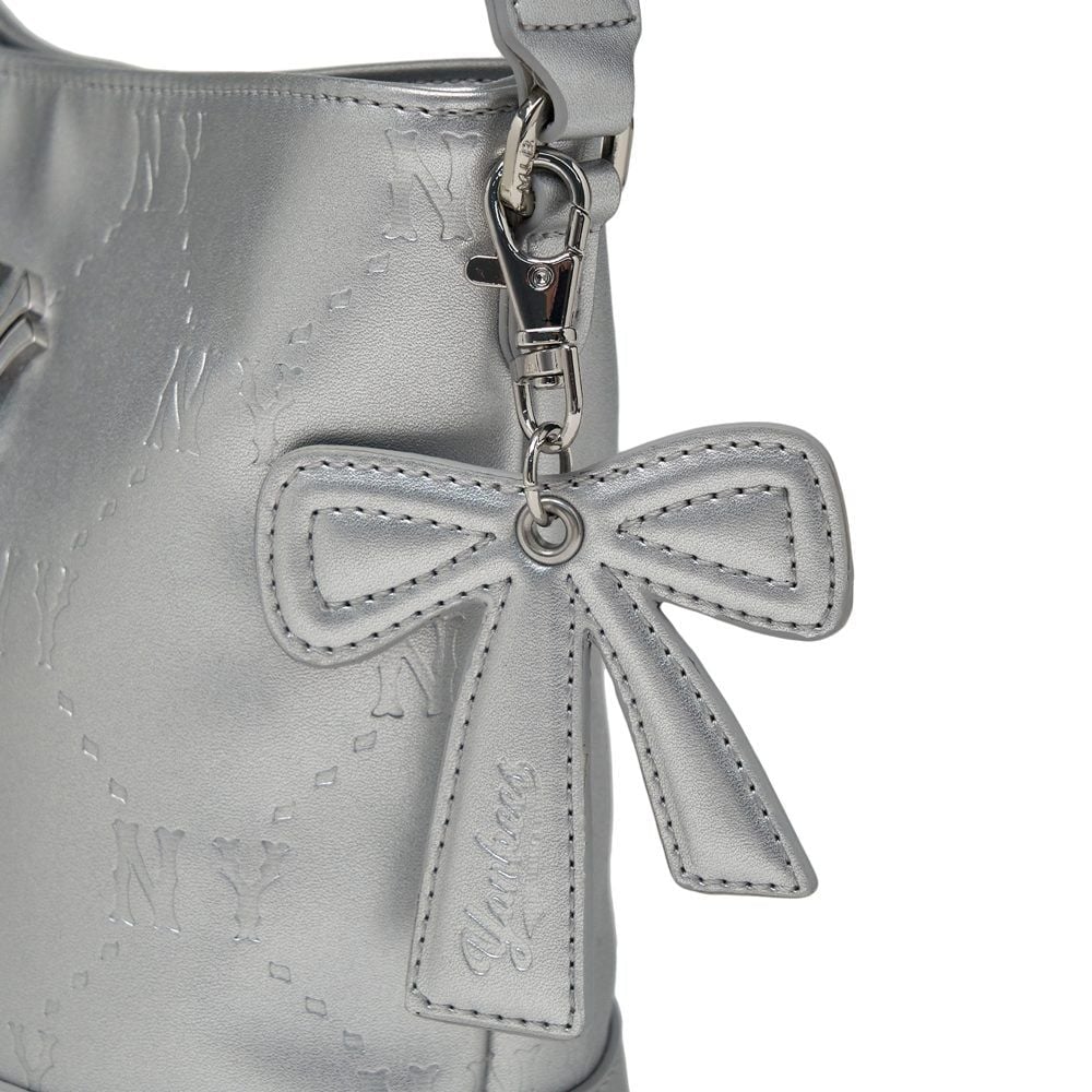  Túi Xách MLB - NY Yankees Monogram Embo Bucket Bag - 7ACRM066N-50SIS 