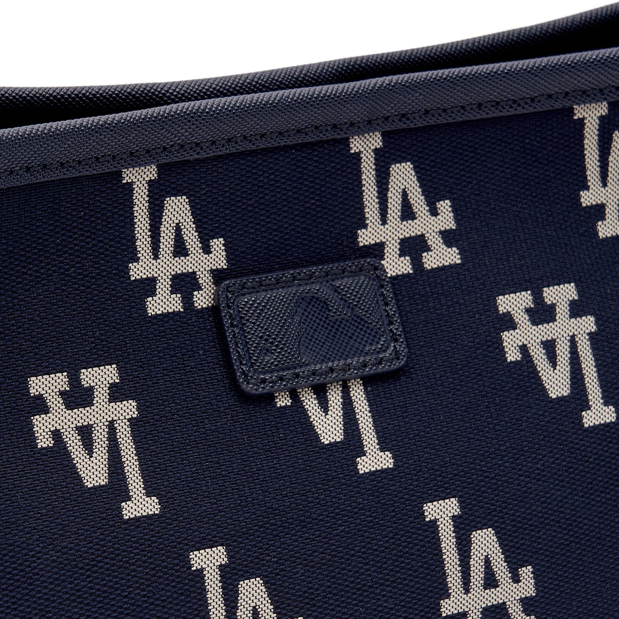  Túi Xách MLB - Big Classic Monogram JQD Bucket LA - 3ABML023N-07NYD 