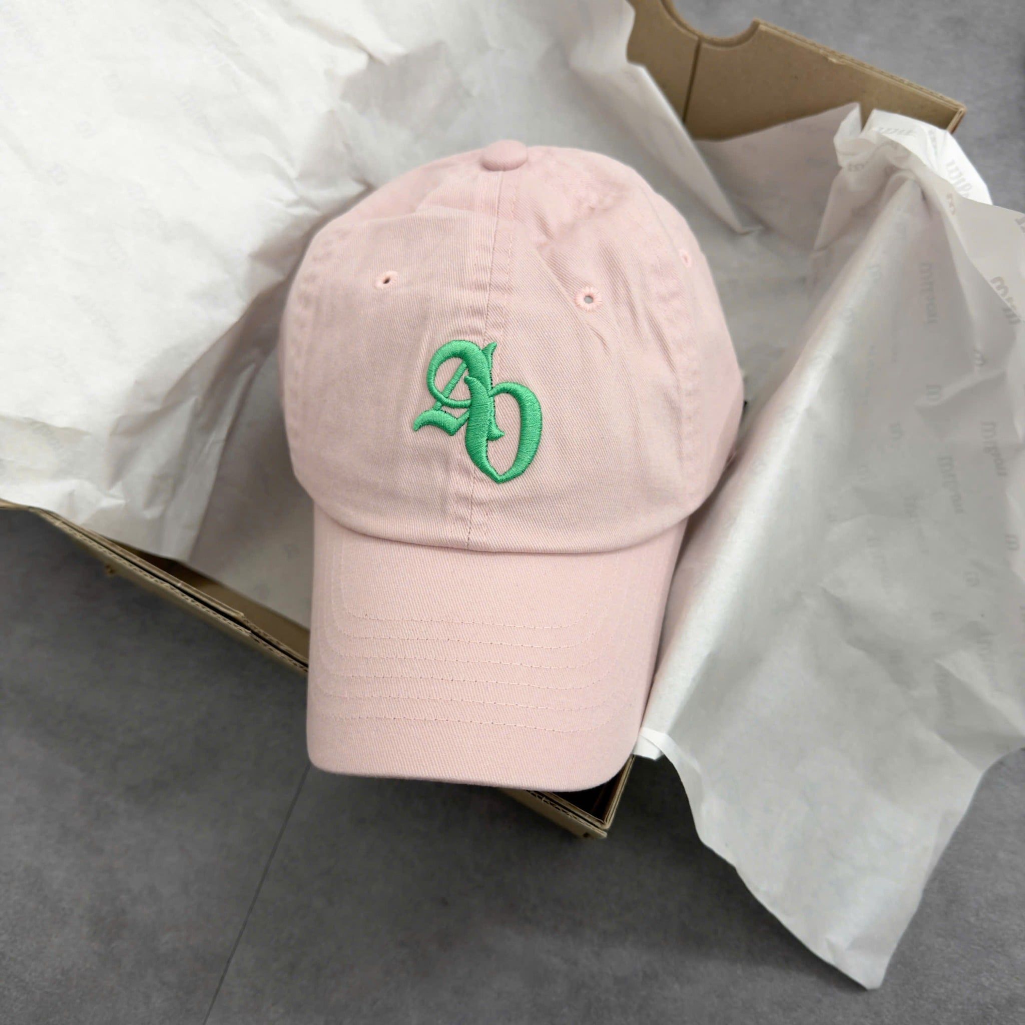  Nón ADLV - Acmedelavie Color Point Small Symbol Ball Cap Pink 