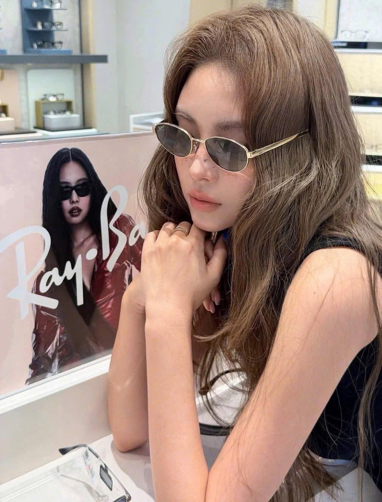  Kính Rayban x Jennie [Unisex] - Oval Sunglasses - RB3774D001/8755-19 