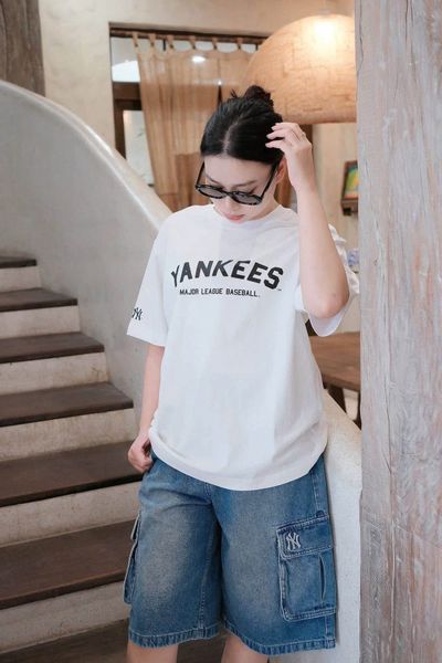  Áo thun MLB [Unisex] Varsity Big Logo Overfit NY Yankees - 3ATSV0253-50WHS 
