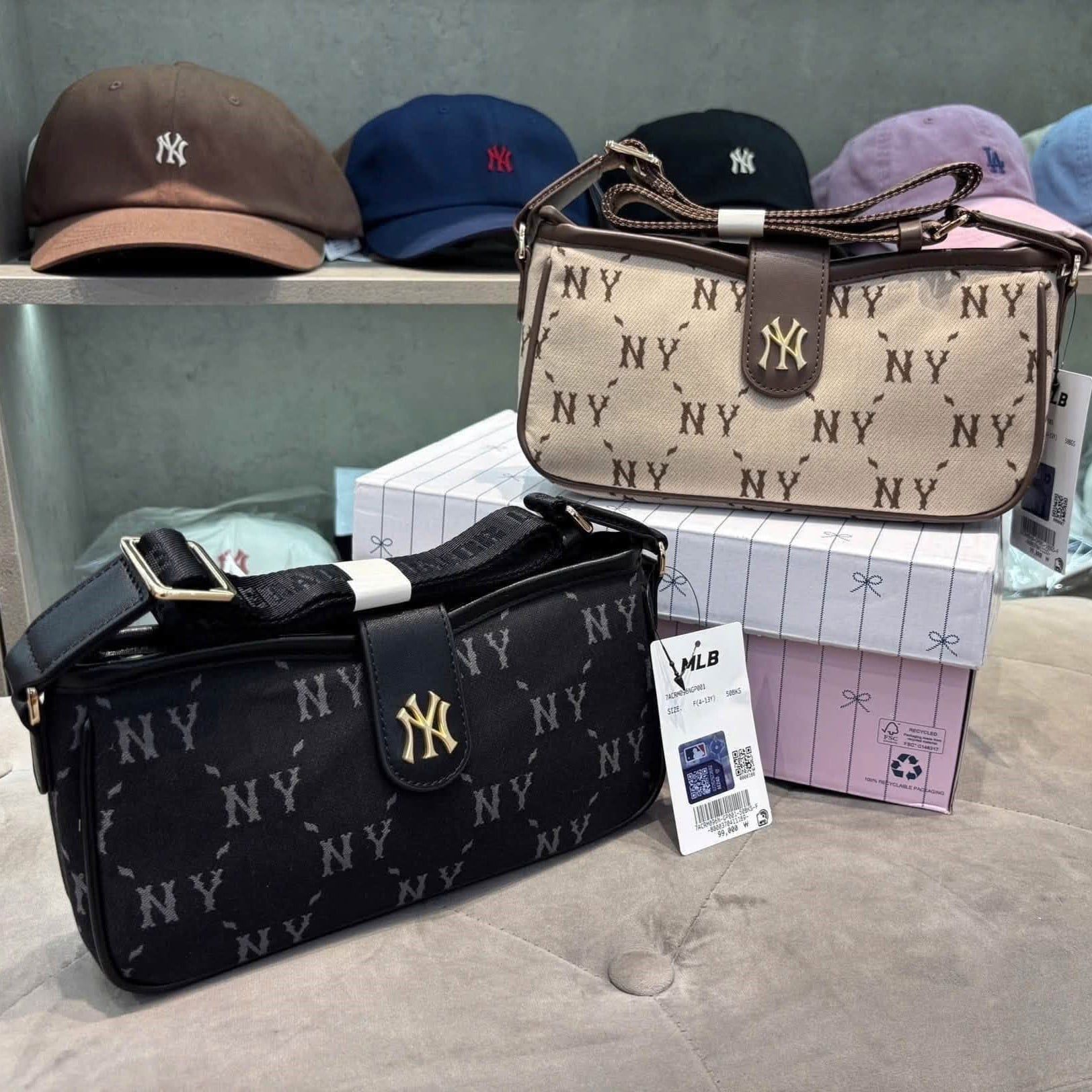  Túi Đeo Chéo MLB - Monogram JQD Cross Mini - 7ACRM096N-50BKS 