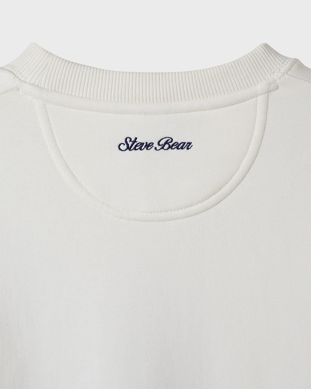  Áo Sweater WHOAU [Unisex] - Steve Patch Sweatshirt - WHMWF3922U 