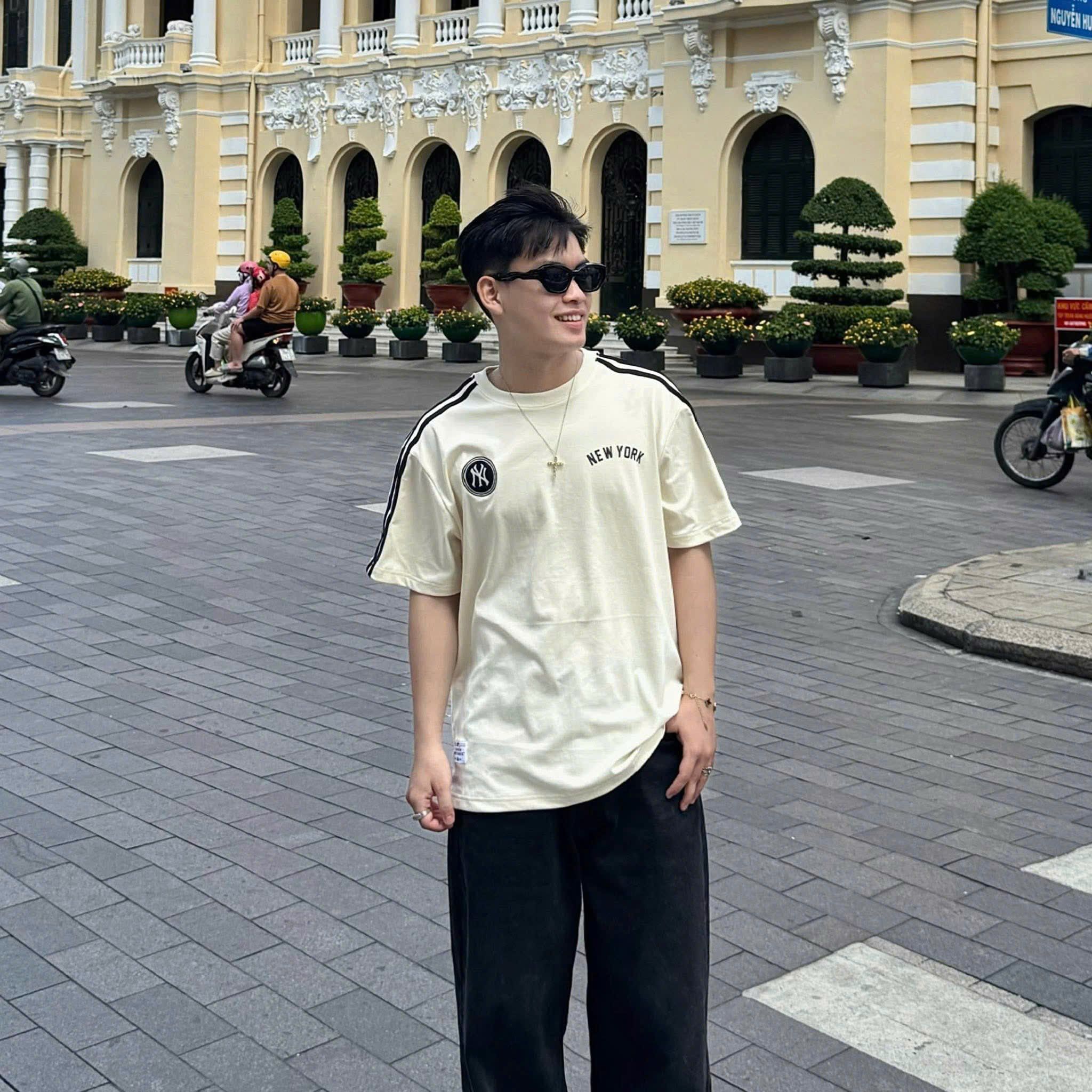  Áo Thun New Era - [Unisex] NY Yankees Sporty Flag Cream T-Shirt - 13687278 