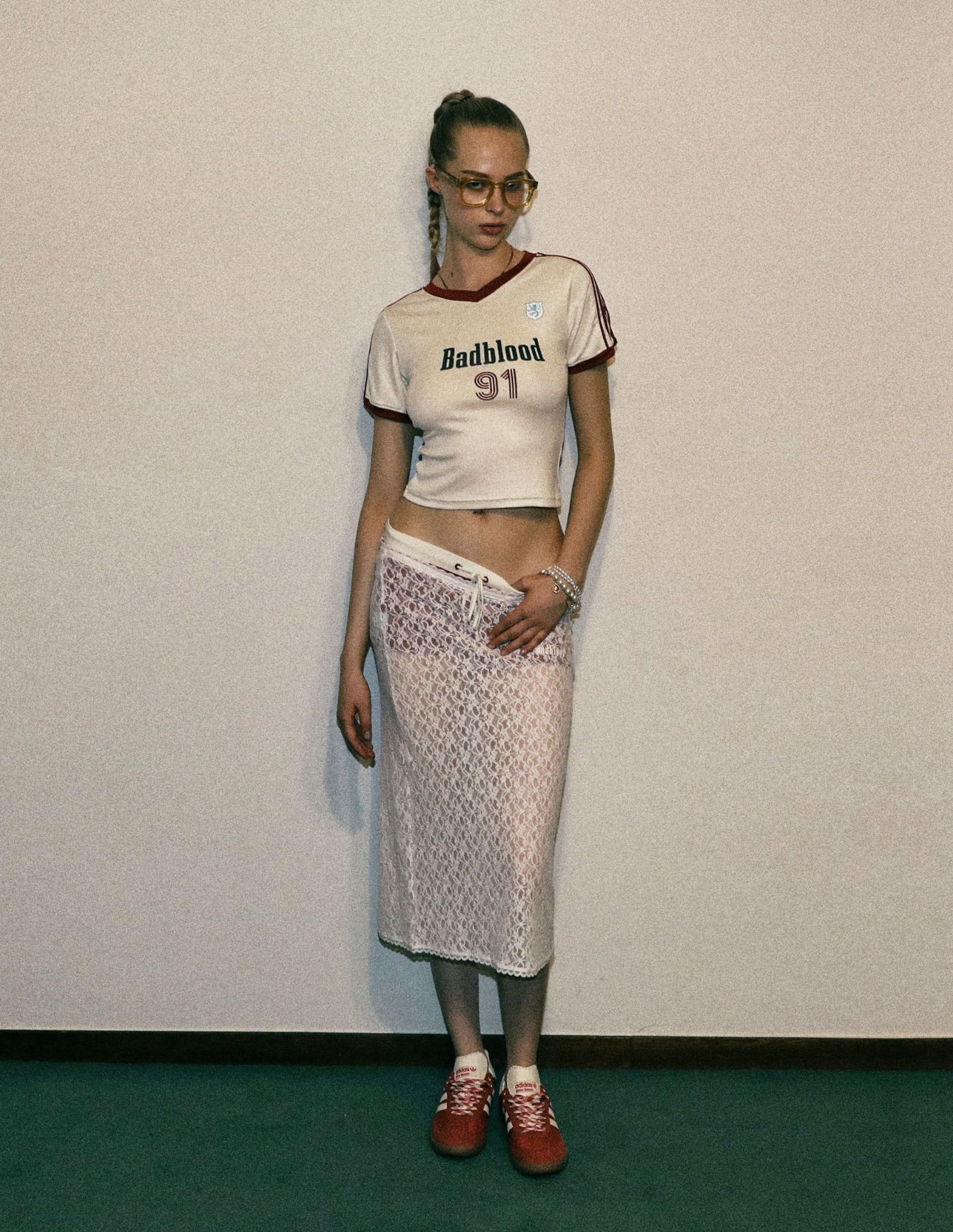  Áo Thun [Unisex] Badblood - [w-tee24-053] Vintage Club V-Neck Jersey T-Shirt Cream 