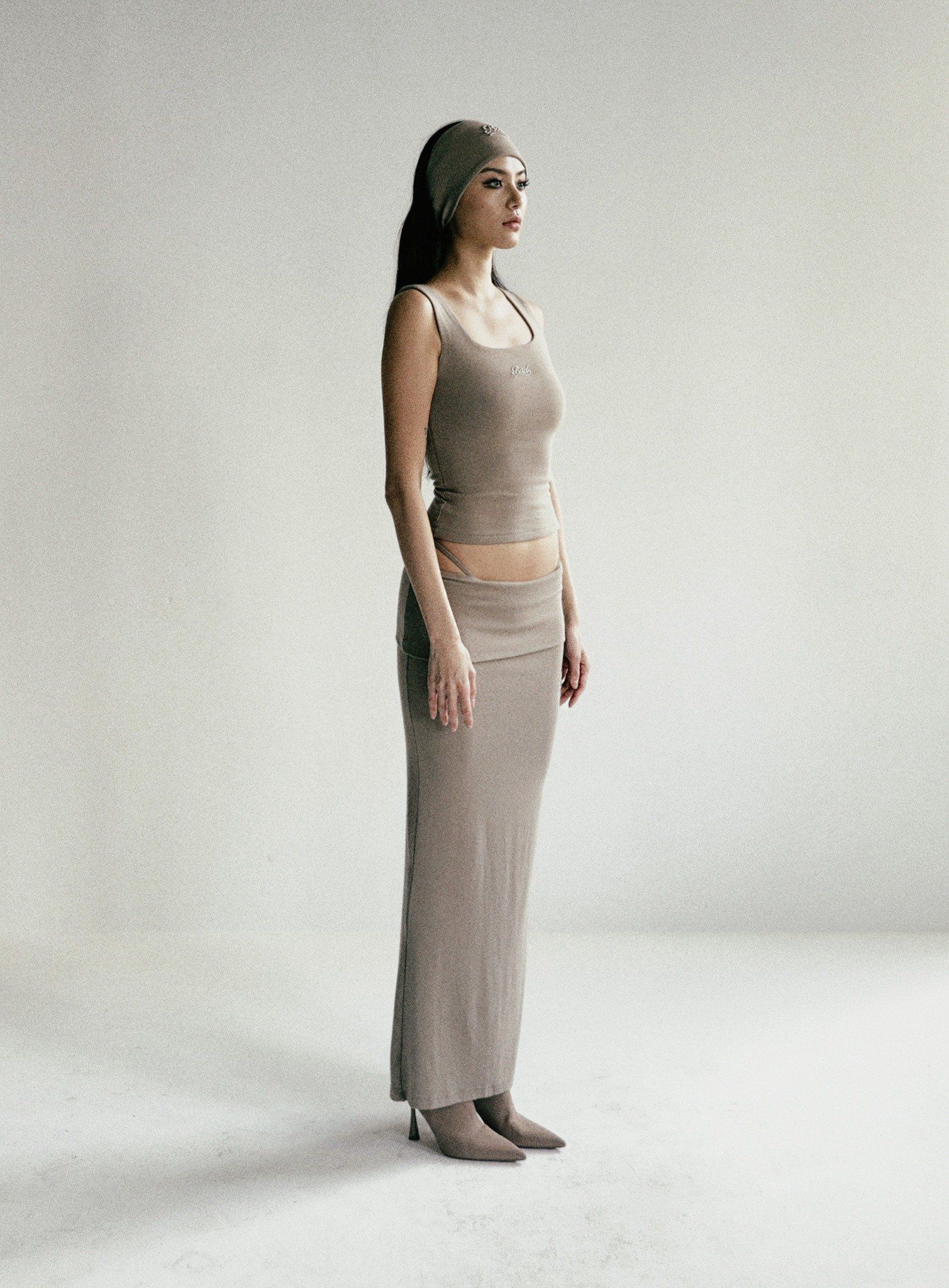  Áo Tanktop [Nữ] Badblood - [w-tnk24-074] Beyond Soft Square Neck Tank Tobacco 