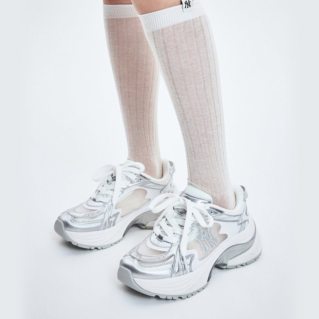  Giày MLB Korea Curve Runner New York Yankees White - 3ARNM015N-50WHS 