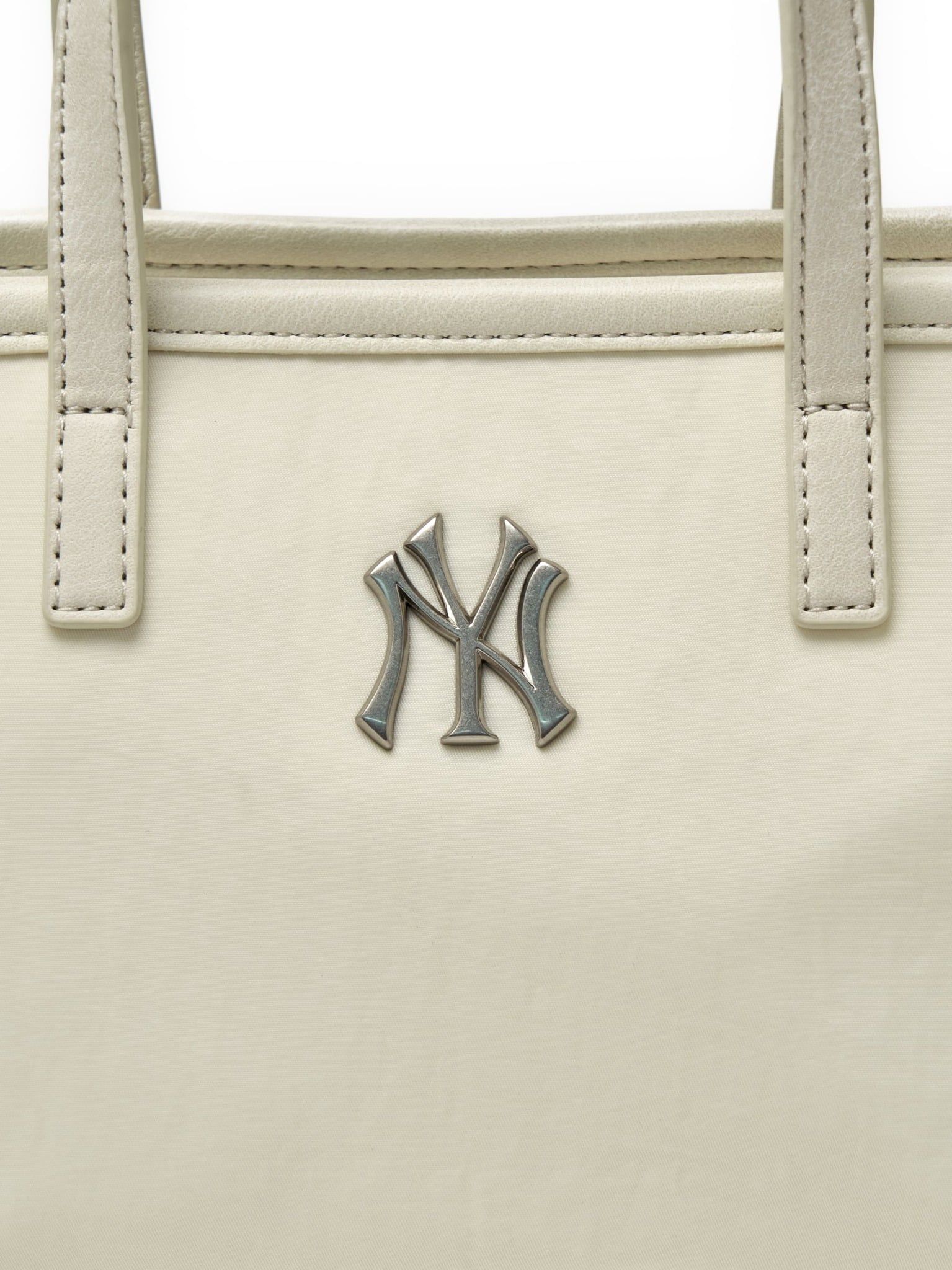  Túi Đeo Chéo MLB Basic Vintage Nylon Mini Crossbody NY 3ACRVN16N-50IVS 