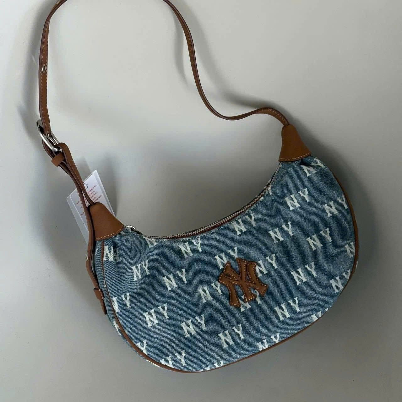  Túi Xách MLB Classic Monogram Vintage Denim Hobo Bag NY Yankees - 3ABQMV55N-50BLL 