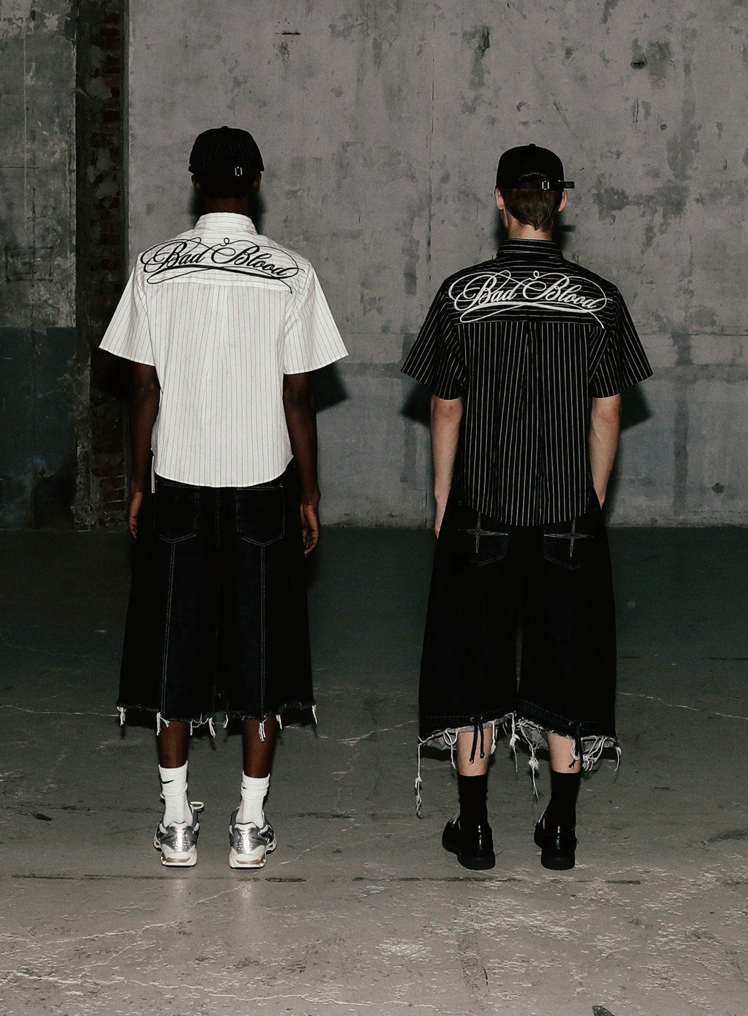  Áo Sơ Mi [Unisex] Badblood - [w-sht25-004] Dark Classic Short Sleeve Shirt Black/Striped 