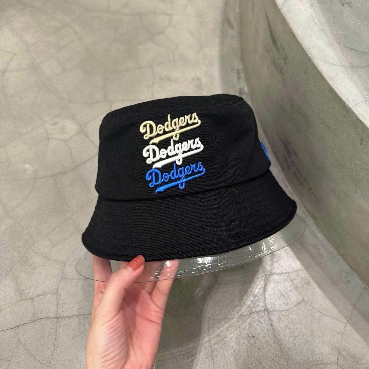  Nón Bucket MLB - [Unisex] Logomania LA Dodgers - 32CPHI111-07L 