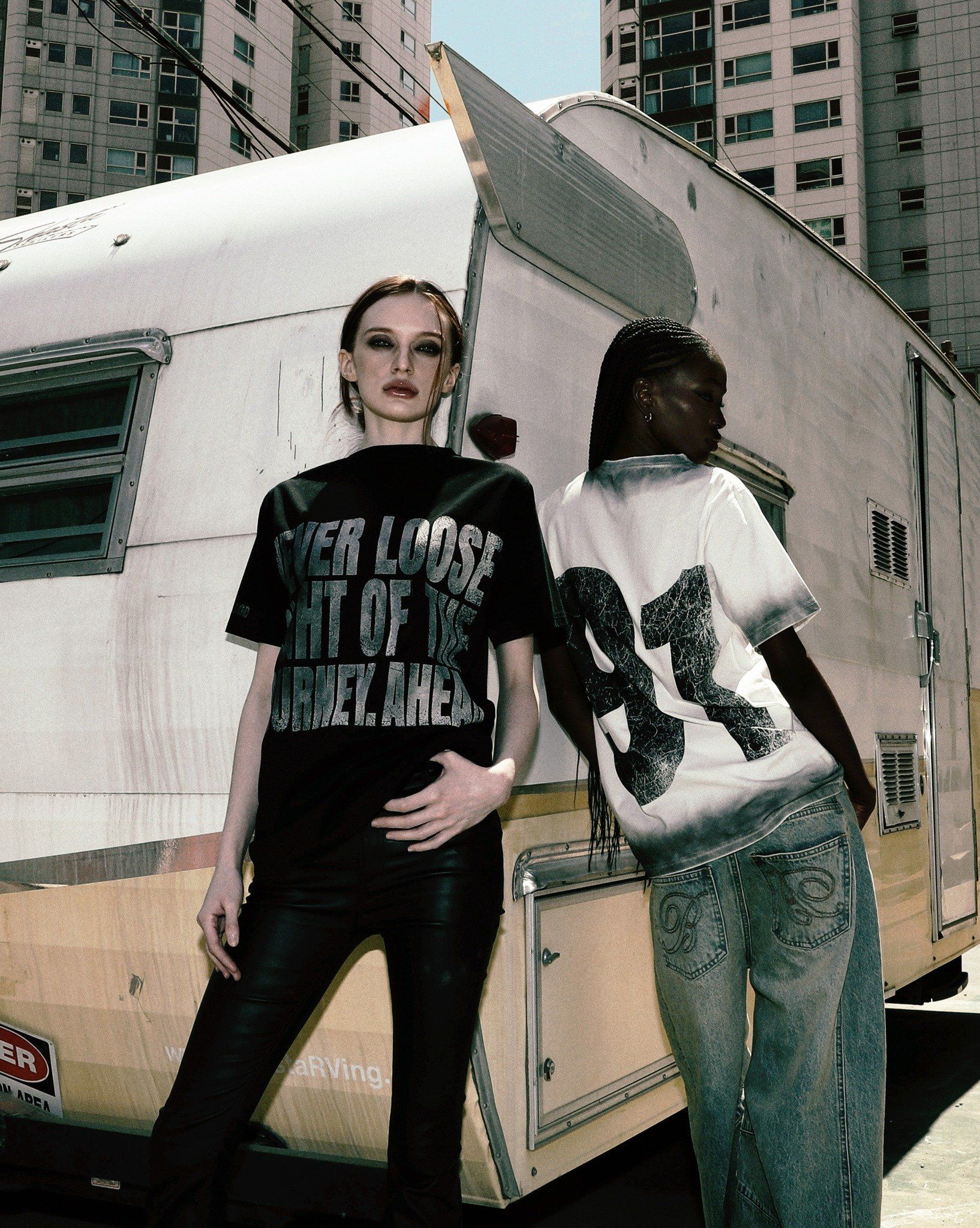  Áo Thun [Unisex] Badblood - [w-tee25-072] JOURNEY T-Shirt Dusty White 