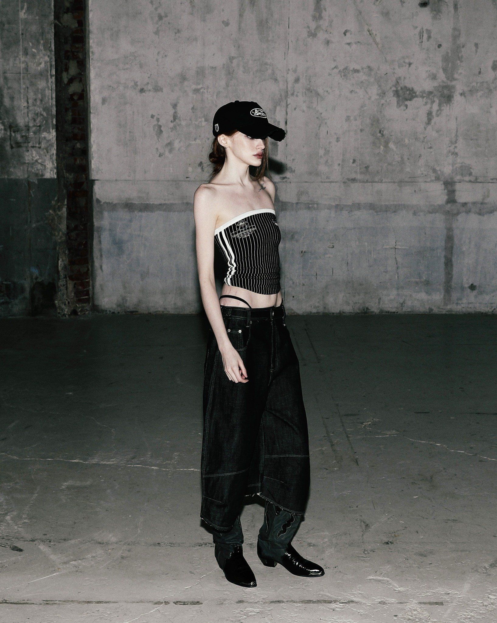  Áo Quây [Nữ] Badblood - [w-tnk25-034] Classic Logo Stripe Tube Top Black 