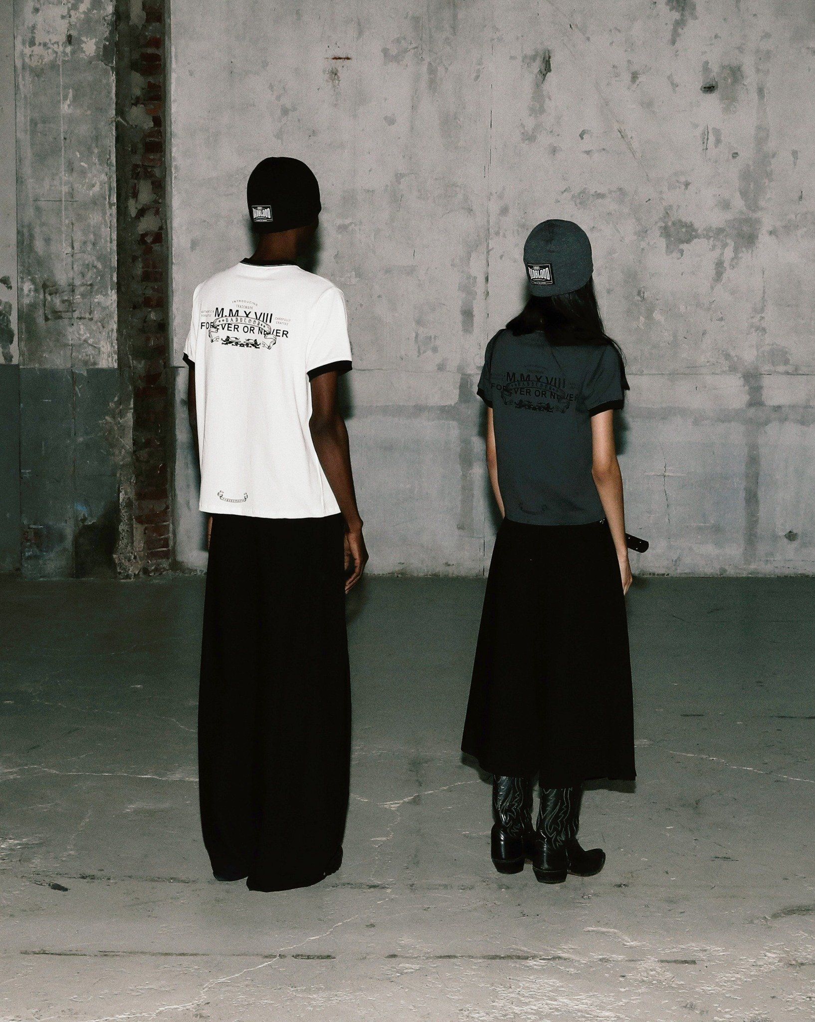  Áo Thun [Unisex] Badblood - [w-tee25-092] Cosmo Multi Patch Ringer T-Shirt Charcoal 