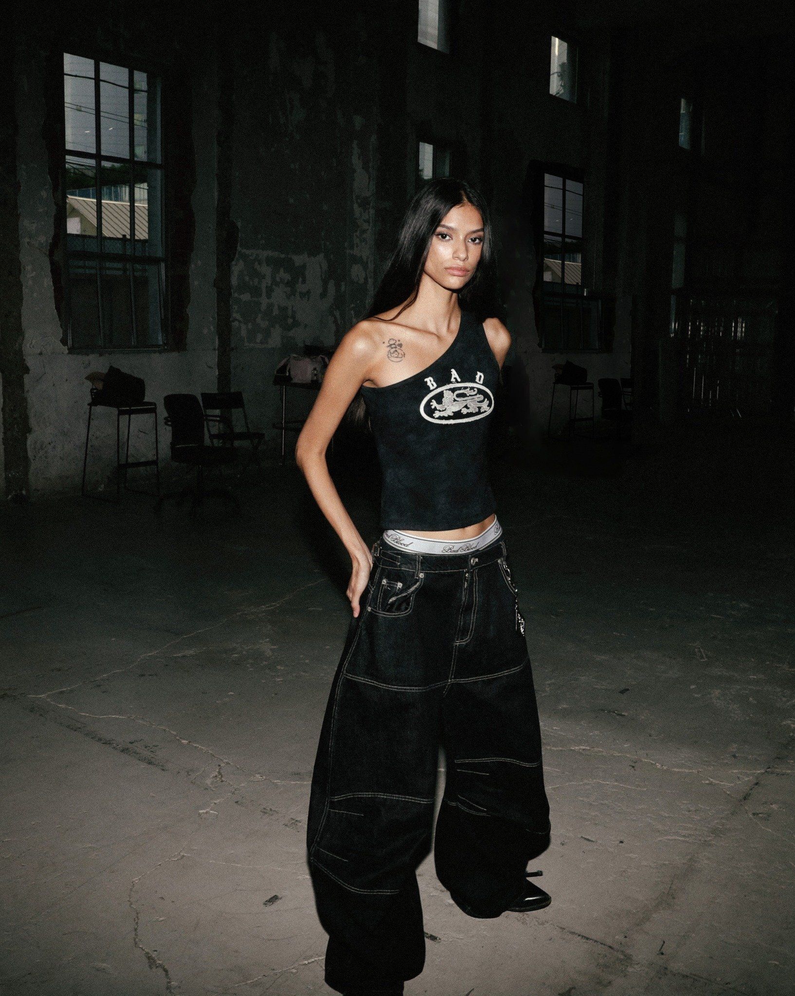  Áo Croptop [Nữ] Badblood - [w-tnk25-024] Ryan Patch One Shoulder Tank Washed Black 