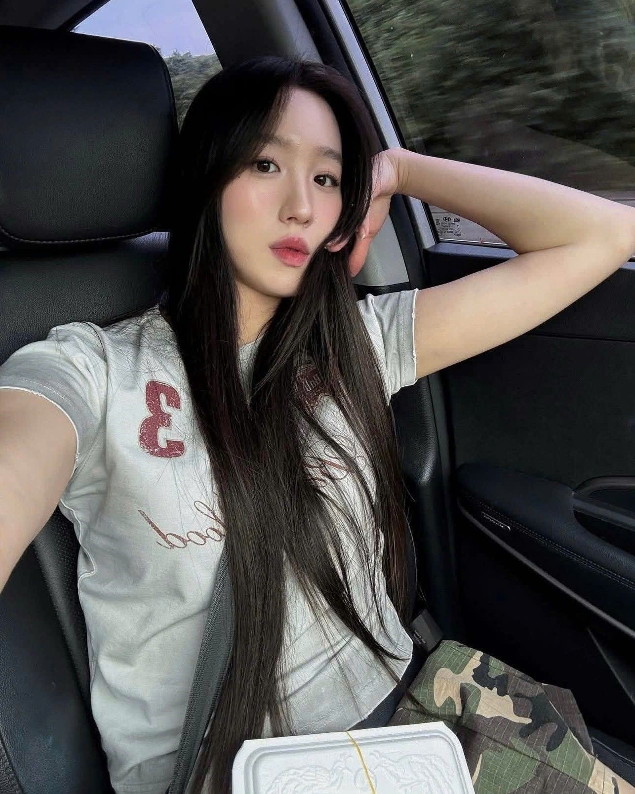  Áo Thun [Unisex] Badblood - [w-tee25-047] Royal Classic T-Shirt White 