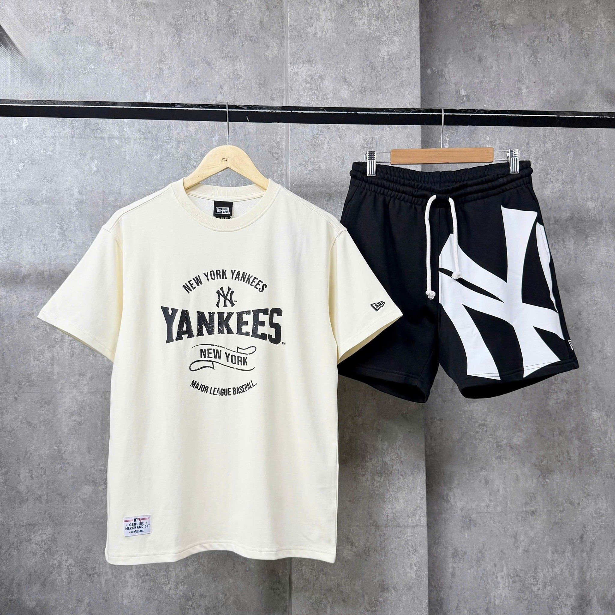  Áo Thun New Era - [Unisex] NY Yankees Retro Logo Cream T-Shirt - 15488856 