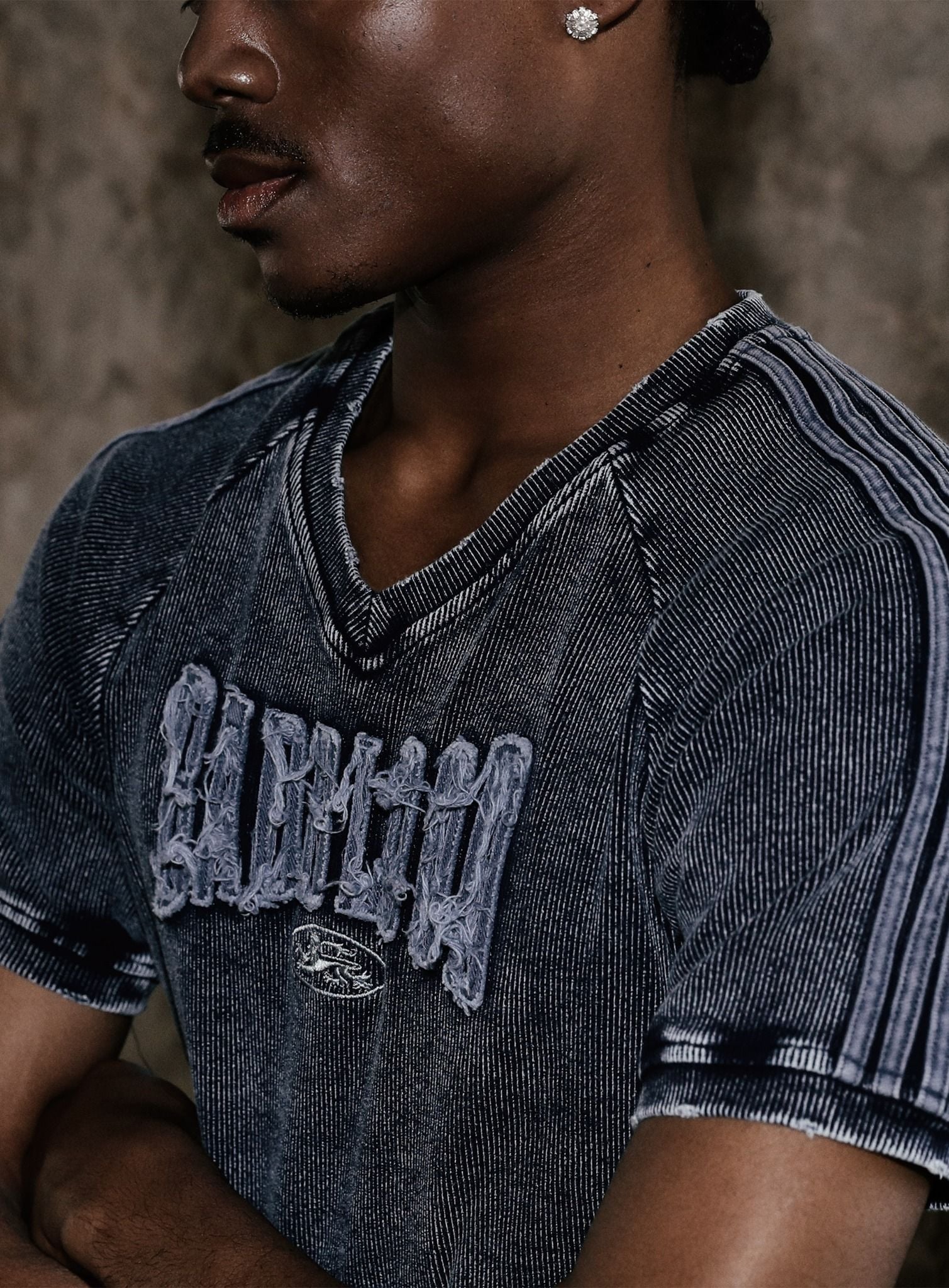  Áo Thun [Unisex] Badblood - [w-tee25-010] Rusty Denim V-Neck T-Shirt Blue 