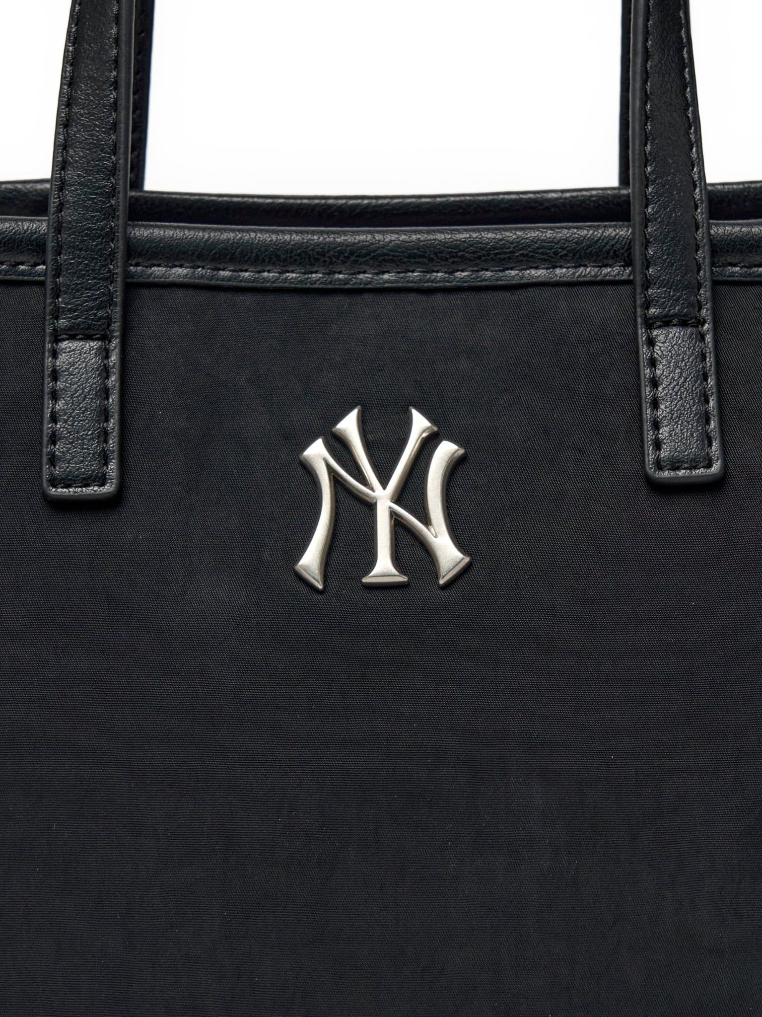  Túi Đeo Chéo MLB Basic Vintage Nylon Mini Crossbody NY 3ACRVN16N-50BKS 