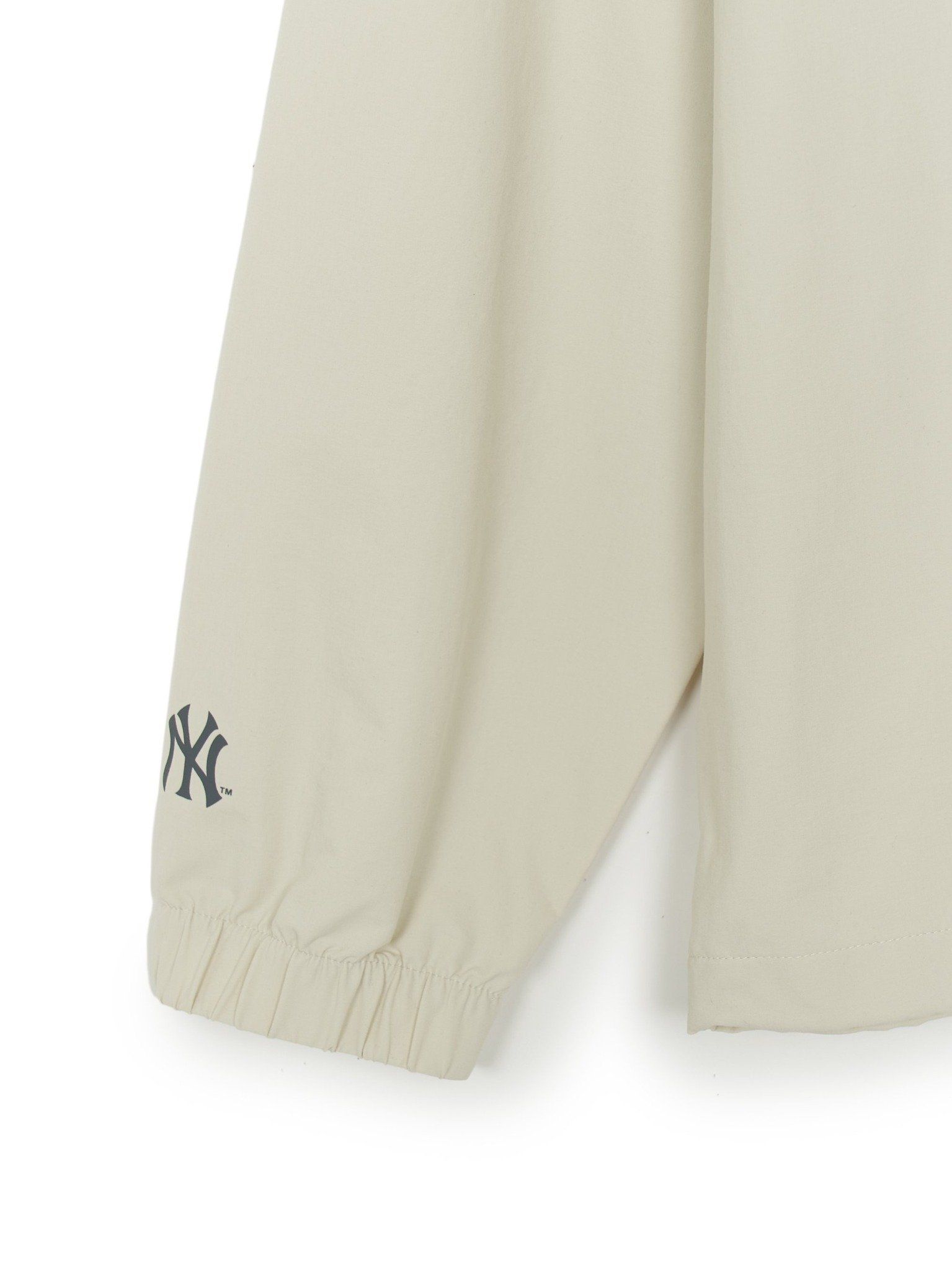  Áo Sweater MLB Korea - Varsity Sportive Curlsive Woven Yankees - 3AMTV1254-50CRD 