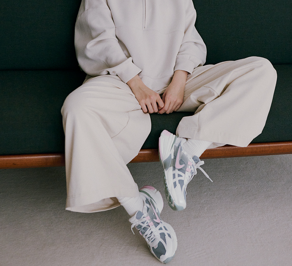  Giày Nike - V2K Run Light Pumice Pink Foam HQ4046-001 