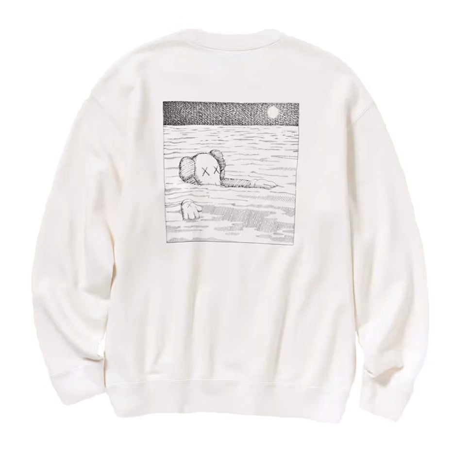  Áo Thun Kaws x Uniqlo - UT Graphic Black Sweatshirt 
