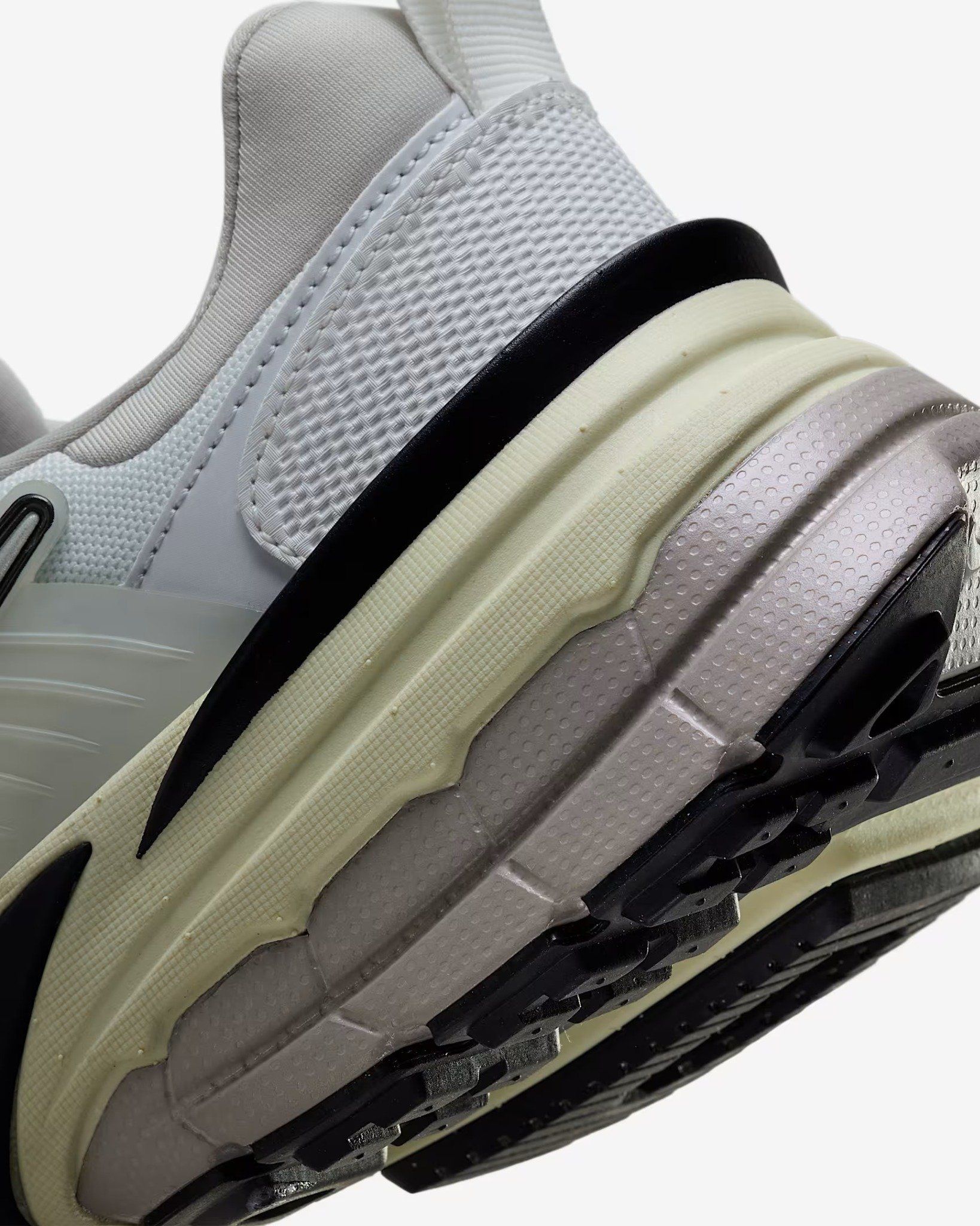  Giày Nike - V2K Run Pure Platinum Metallic Silver HJ4497-100 