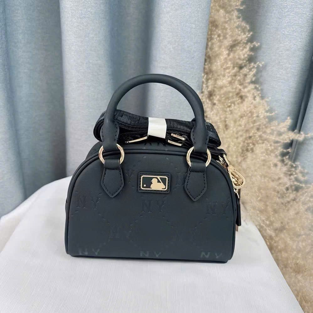  Túi Trống MLB Korea Diamond Monogram Boston Crossbody Bag - 7ACRMDA5-50BKS 