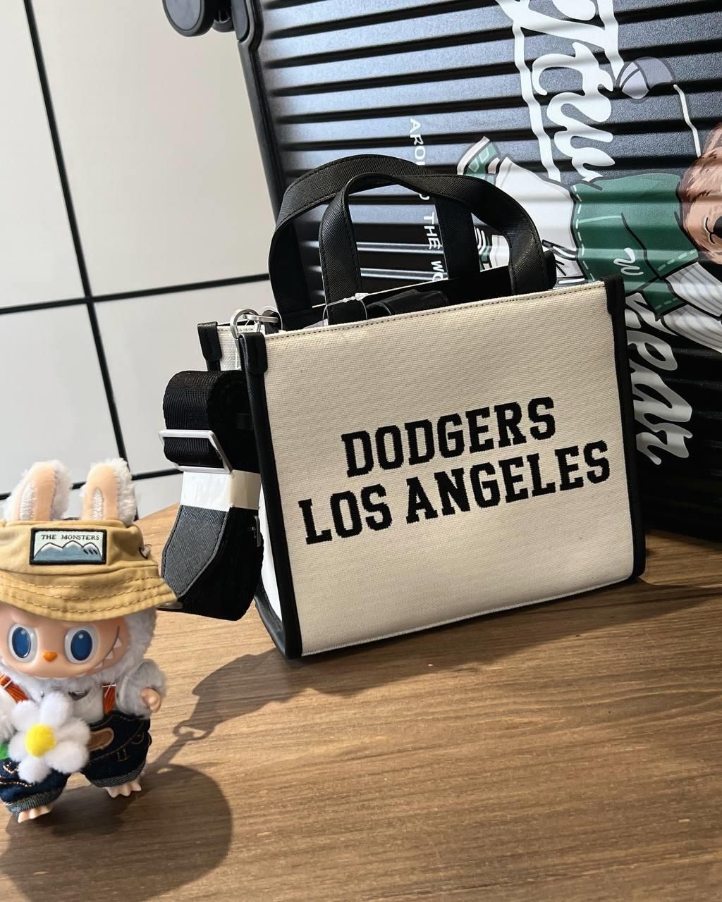  Túi MLB Korea - VARSITY JACQUARD CANVAS SMALL TOTE BAG LOS ANGELES DODGERS - 3AORS024N-07CRM 