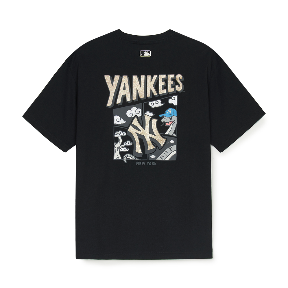  Áo thun MLB [Unisex] New Year Snake Cartoon Graphic Overfit Short Sleeve T-Shirt NY Yankees Black - 3ATSQ0251-50BKS 