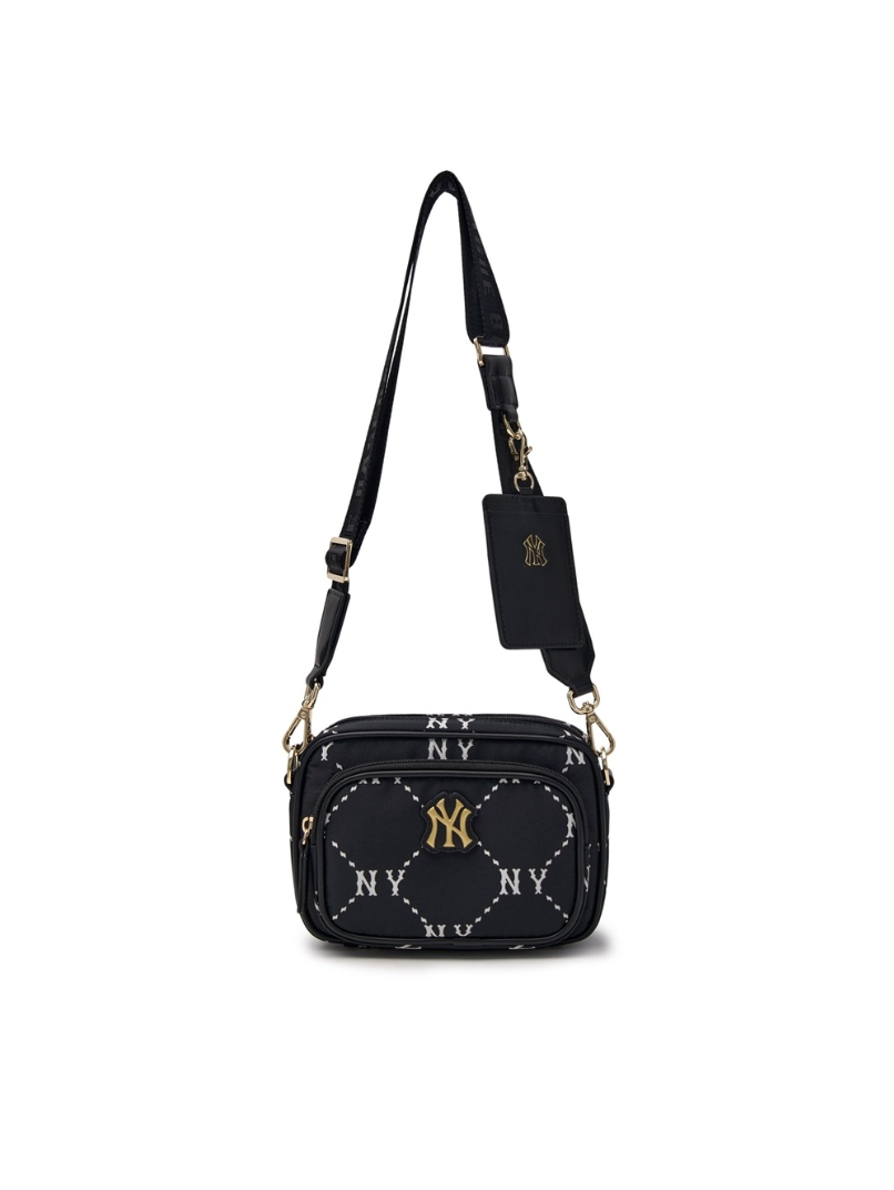  Túi MLB Diamond Monogram Camera Bag New York Yankees Black - 7ACRMD45N-50BKS 