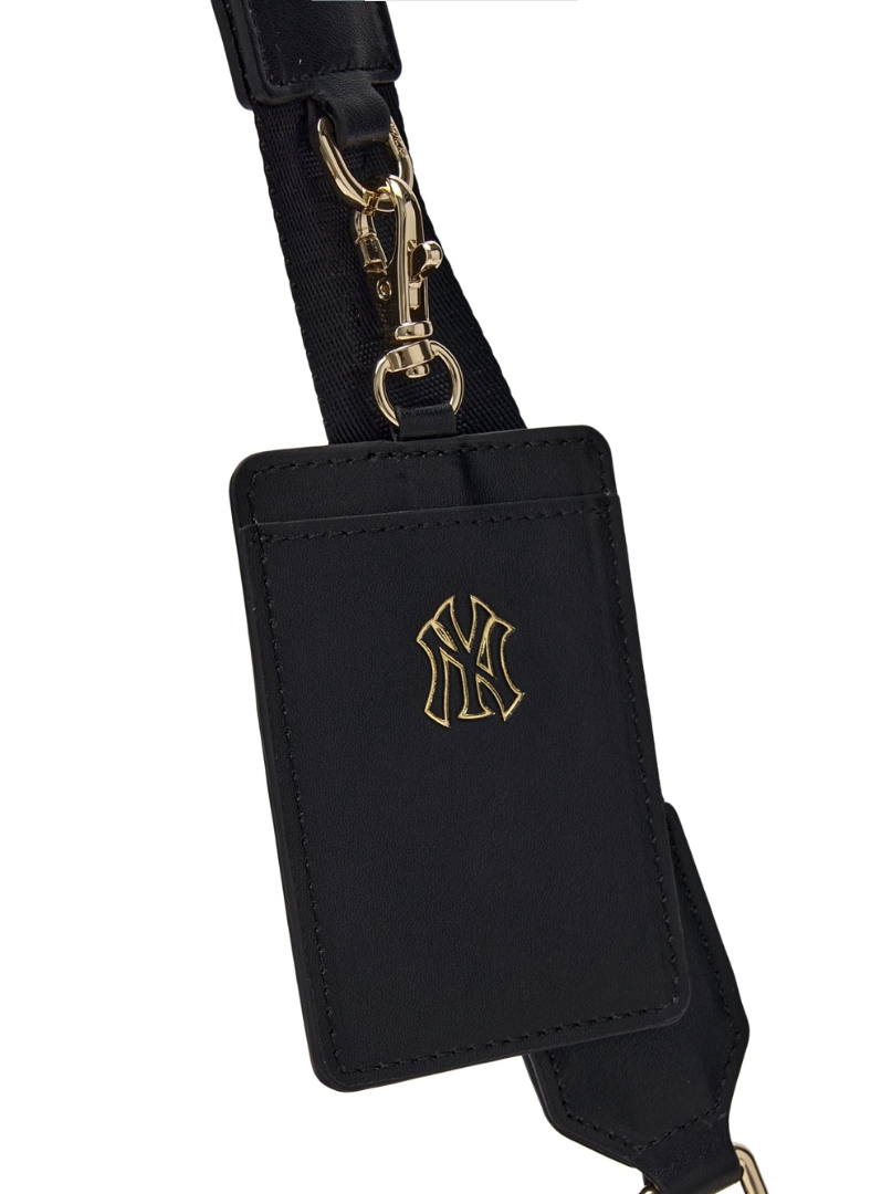  Túi MLB Diamond Monogram Camera Bag New York Yankees Black - 7ACRMD45N-50BKS 