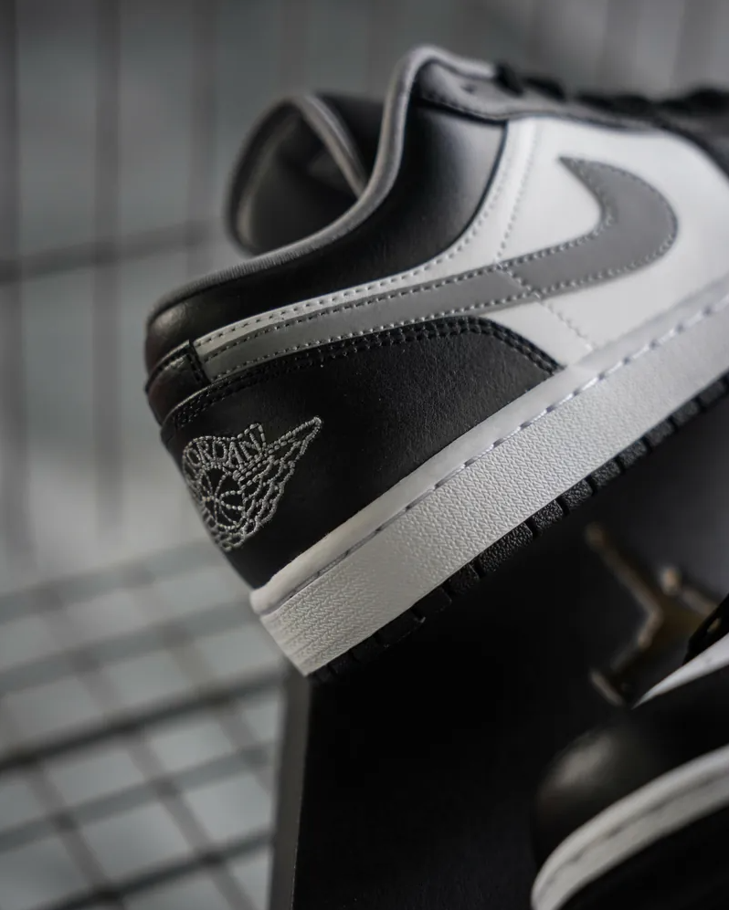  Giày Nike Air Jordan 1 Low Smoke Grey V3 553558-040 