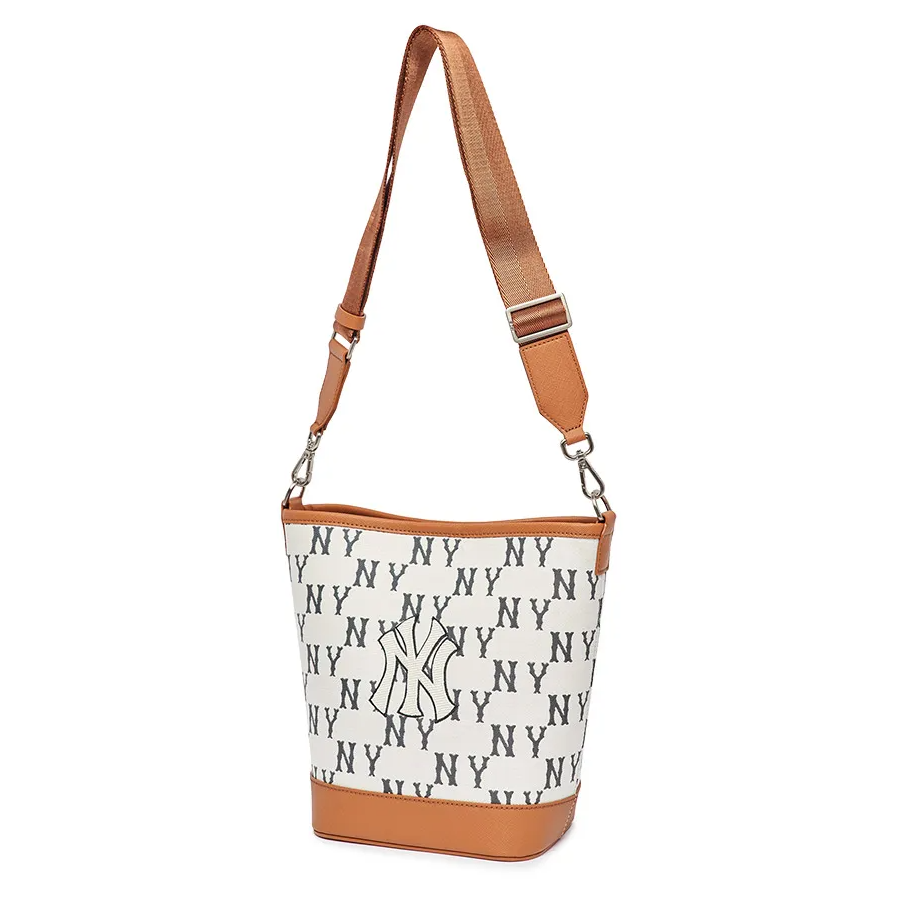 Túi Xách MLB - Big Classic Monogram JQD Bucket NY - 3ABML023N-50CRS 
