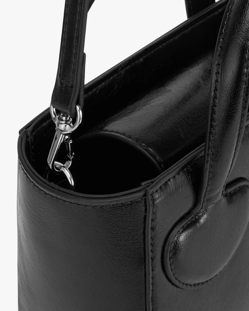  Túi Xách FindKapoor Korea - Heart Tote Bag 18 Crinkled - Black 