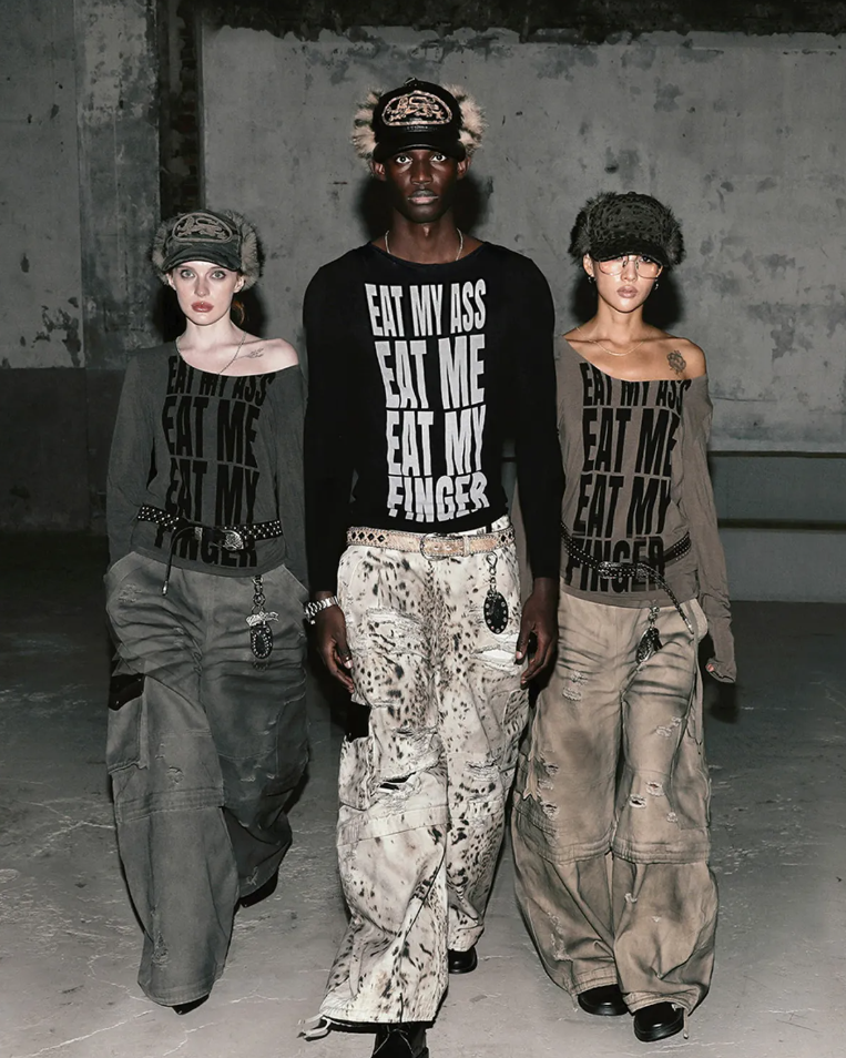  Áo Thun Dài Tay [Unisex] Badblood - [w-tee25-165] Eat Me Loose Fit Tee - Tobacco 