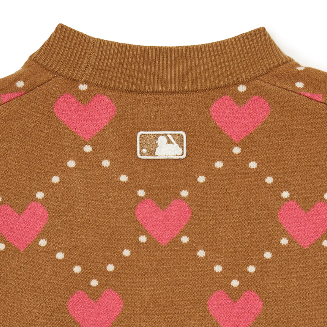  Áo Cardigan Crop MLB [Nữ] - Heart All-Over NY Camel - 3FKCH0234-43CAS 