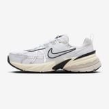  Giày Nike - V2K Run Runtekk Summit White Metallic Silver FD0736-100 
